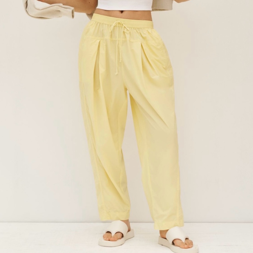 Daily Practice by Anthropologie Aerial Parachute Yellow Pants Size Small